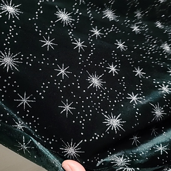 Unique Vintage Holiday Star Dress - Picture 4 of 4